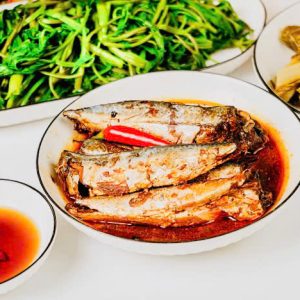 Cá nục kho keo kiểu huế
